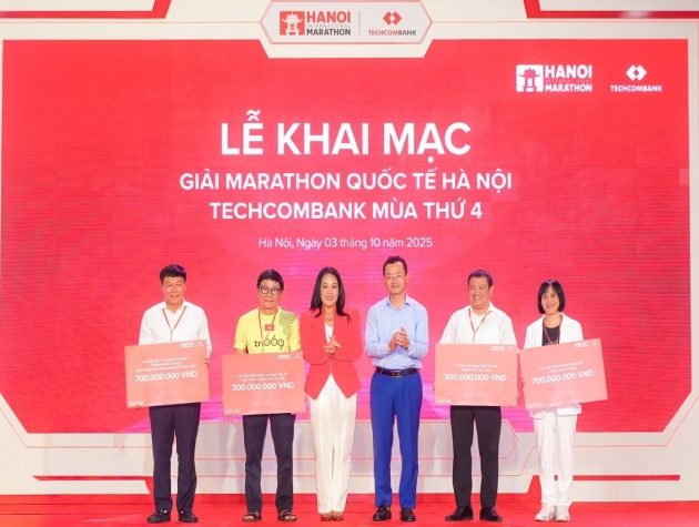 Khai mạc Giải Marathon Quốc tế Hà Nội Techcombank Mùa thứ 4: Giải chạy biểu trưng của Thủ đô, kết nối cộng đồng, tôn vinh giá trị di sản - văn hoá